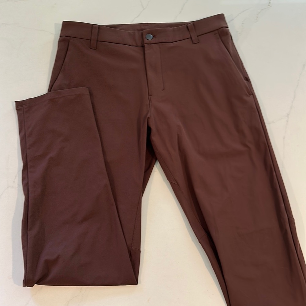 NWOT LULULEMON pant